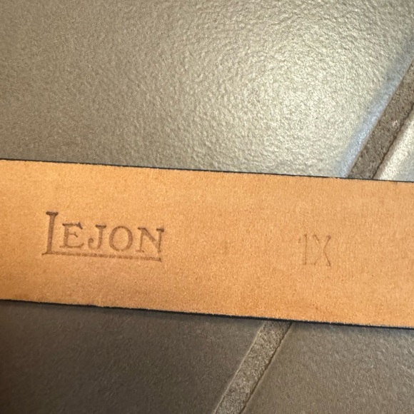 LEJON Italian Calfskin Size XL Women’s Black Leather Gold Buckle Made in USA EUC - Picture 7 of 14